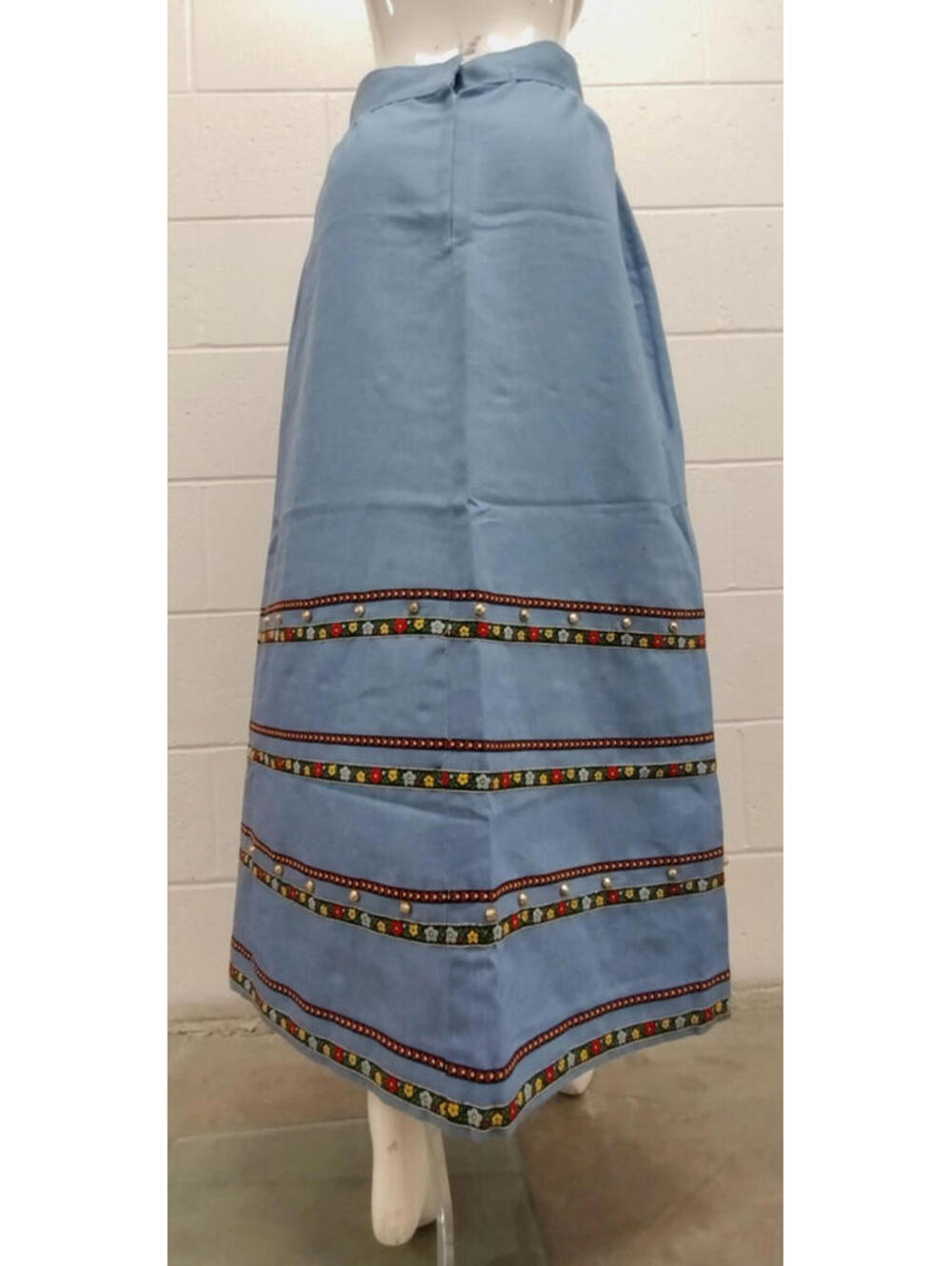 1970S VINTAGE HIPPIE DENIM STUDDED SKIRT LONG MIDI LENGTH SIZE S/M WAIST 28 INCH